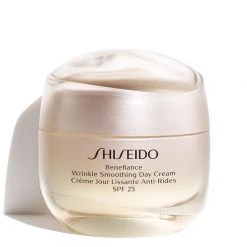 Shiseido Benefiance Wrinkle Smoothing Day Cream SPF 25 Crema Viso