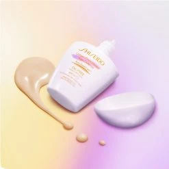 Shiseido Urban Environment Age Defense Oil-Free SPF 30 Olio Solare -Negozio al dettaglio [ Aveda] 2022 Shiseido Protezioni Urban Environment Age Defense Oil Free SPF 30 2